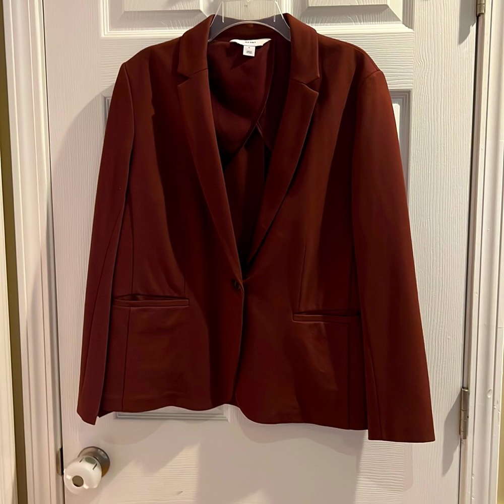 Old navy maroon stretch blazer